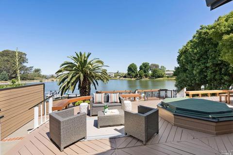 46 Cavalla Cay, Novato, CA 94949 photo 30
