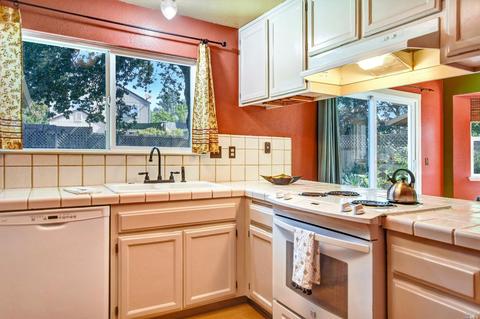 935 Ventnor Ave, Windsor, CA 95492 photo 11
