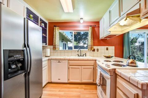 935 Ventnor Ave, Windsor, CA 95492 photo 12