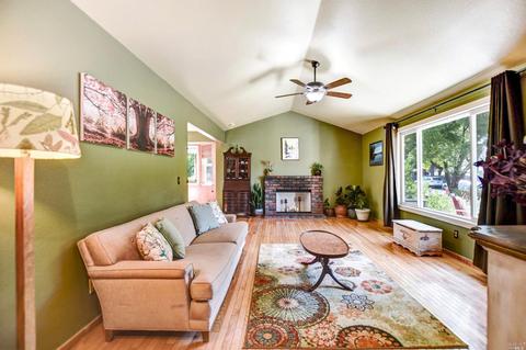 935 Ventnor Ave, Windsor, CA 95492 photo 5