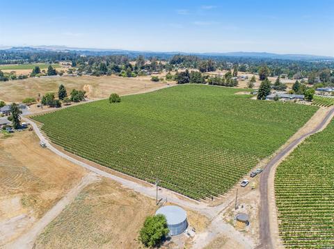 6105 Petersen Rd, Sebastopol, CA 95472 photo 3