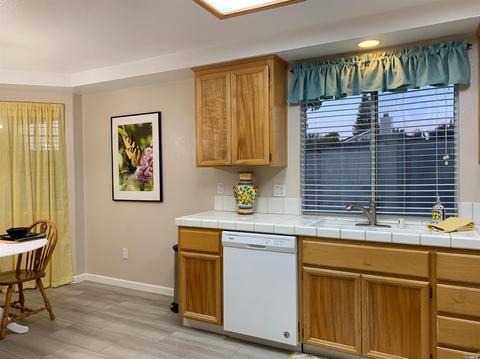 990 Windmill Dr, Dixon, CA 95620 photo 10