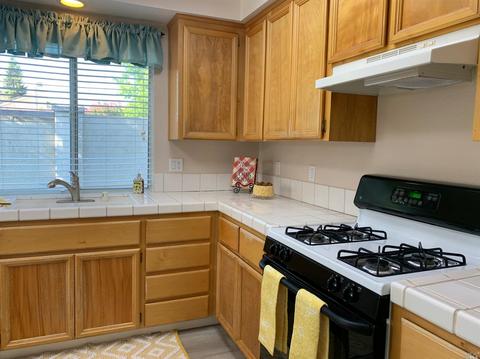 990 Windmill Dr, Dixon, CA 95620 photo 11