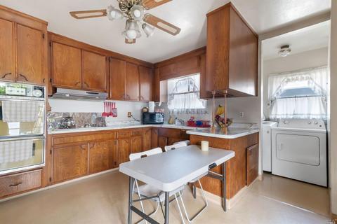 112 Broadway St, Vallejo, CA 94590 photo 9