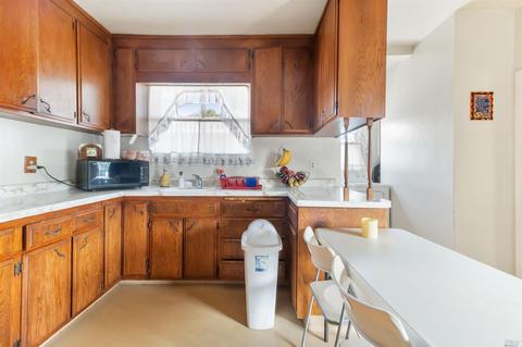 112 Broadway St, Vallejo, CA 94590 photo 8