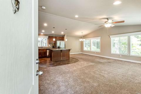 102 Ensenada Dr #102, Novato, CA 94949 photo 4