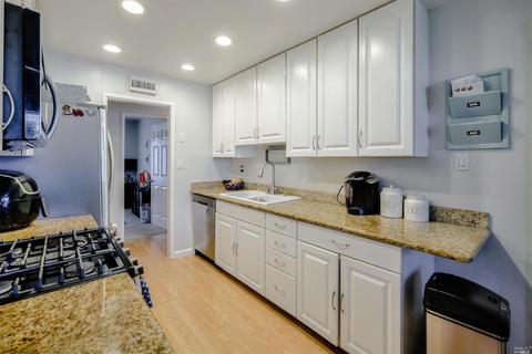 902 Oakwood Ave, Vallejo, CA 94591 photo 11
