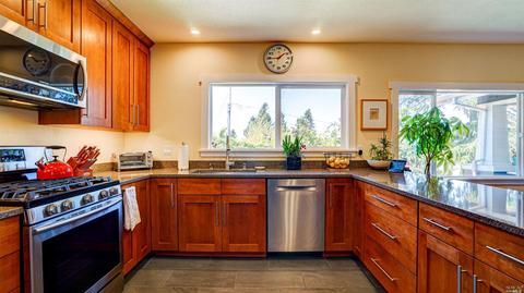 8811 Poplar Ave, Cotati, CA 94931 photo 13