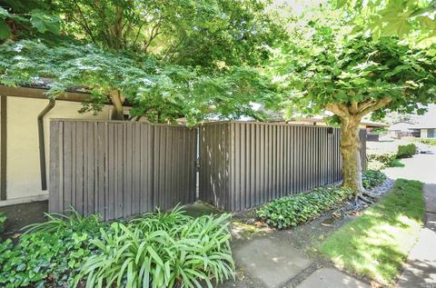 3472 Willis Dr, Napa, CA 94558 photo 2