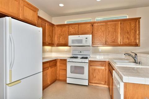 1300 Pedroncelli Dr, Windsor, CA 95492 photo 5