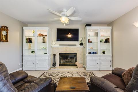 8879 Lebec Ln, Cotati, CA 94931 photo 9