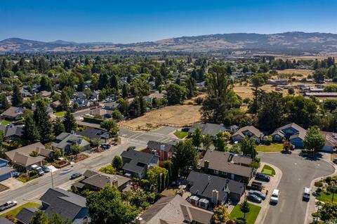 8879 Lebec Ln, Cotati, CA 94931 photo 36