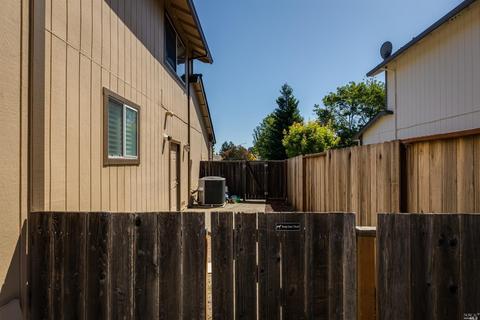 8879 Lebec Ln, Cotati, CA 94931 photo 29