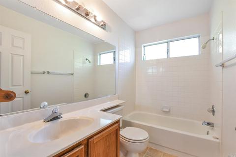 407 Regency Cir, Vacaville, CA 95687 photo 24