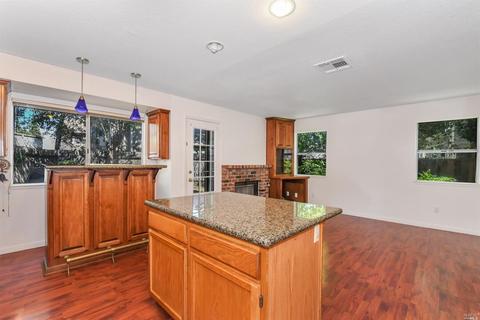 407 Regency Cir, Vacaville, CA 95687 photo 8
