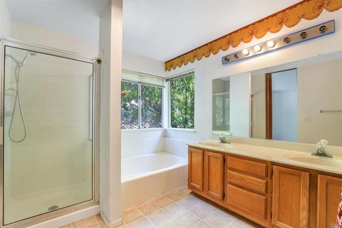 407 Regency Cir, Vacaville, CA 95687 photo 17