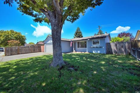 2453 Gulf Dr, Fairfield, CA 94533 photo 2