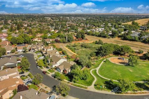 2804 Parkview Ter, Fairfield, CA 94534 photo 3