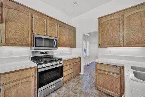 2804 Parkview Ter, Fairfield, CA 94534 photo 15
