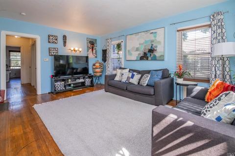 2139 El Dorado St, Vallejo, CA 94590 photo 4