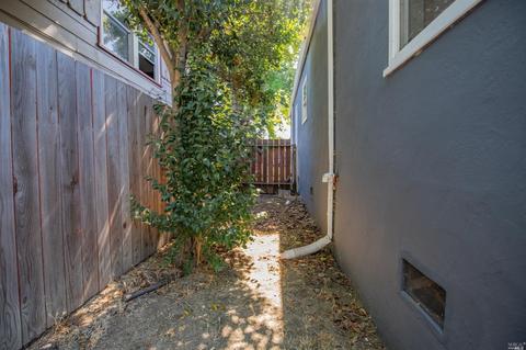 2139 El Dorado St, Vallejo, CA 94590 photo 37