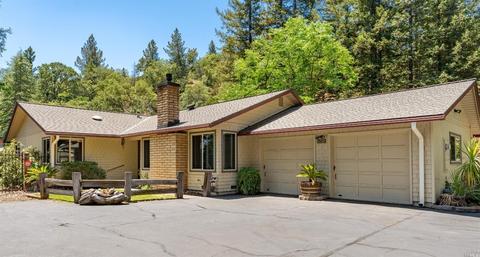 261 Bourbon Ln, Ukiah, CA 95482 photo 1