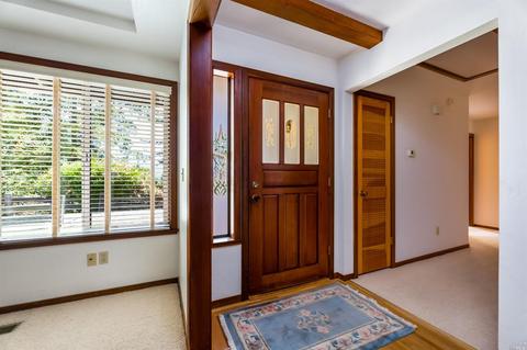 261 Bourbon Ln, Ukiah, CA 95482 photo 5