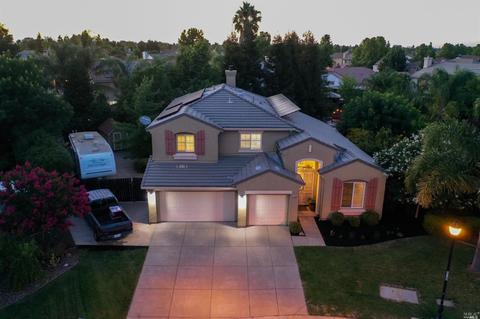 1195 Cagle Ct, Dixon, CA 95620 photo 2