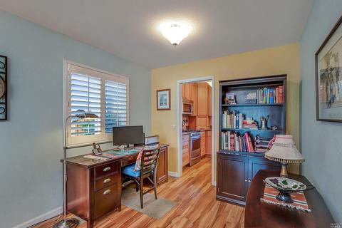 242 Prune Tree Dr, Healdsburg, CA 95448 photo 8