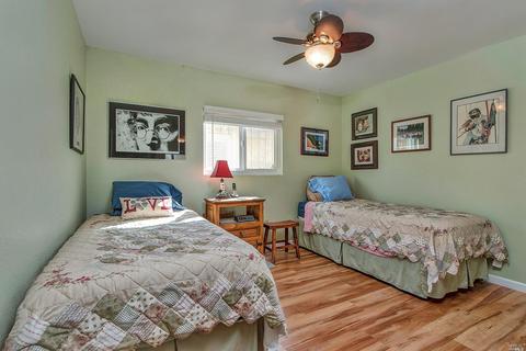 242 Prune Tree Dr, Healdsburg, CA 95448 photo 17
