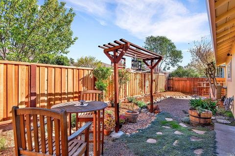 242 Prune Tree Dr, Healdsburg, CA 95448 photo 19