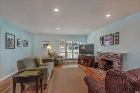 242 Prune Tree Dr, Healdsburg, CA 95448 photo 7