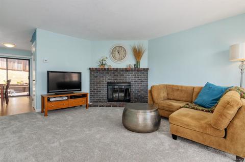 365 Seaport Dr, Vallejo, CA 94590 photo 8