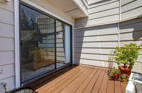365 Seaport Dr, Vallejo, CA 94590 photo 6