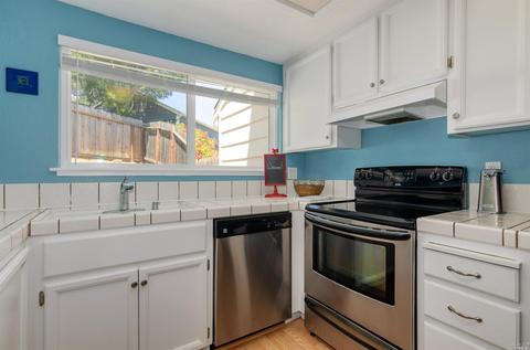365 Seaport Dr, Vallejo, CA 94590 photo 12