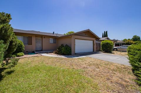 207 Atlantic Ave, Fairfield, CA 94533 photo 1