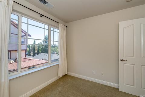554 Emily Rose Cir, Windsor, CA 95492 photo 15