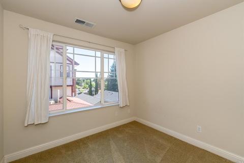 554 Emily Rose Cir, Windsor, CA 95492 photo 14