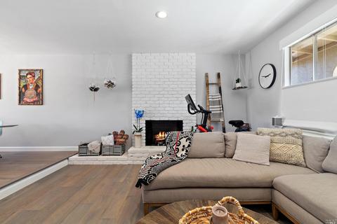 224 Parkview Ter, Vallejo, CA 94589 photo 5