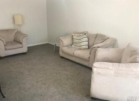 2956 Juniper St, Fairfield, CA 94533 photo 3