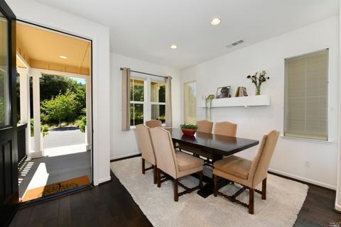 683 Larkspur Dr, Healdsburg, CA 95448 photo 5