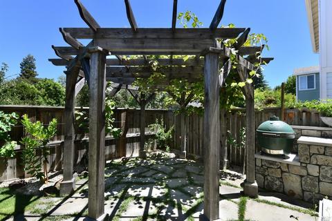 683 Larkspur Dr, Healdsburg, CA 95448 photo 17