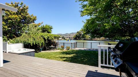 109 Lakeside Dr, Corte Madera, CA 94925 photo 17