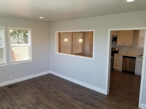 136 B St, Vallejo, CA 94590 photo 4