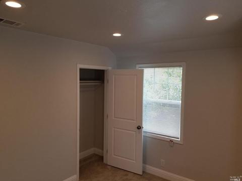 136 B St, Vallejo, CA 94590 photo 16