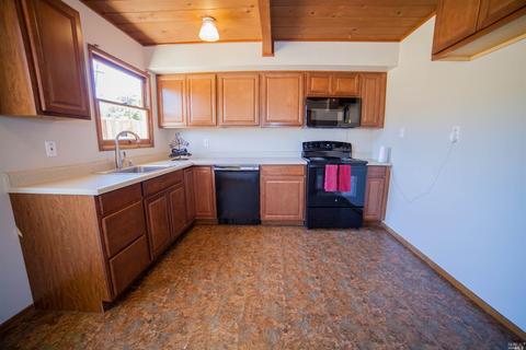 1044 Pine St, Vallejo, CA 94590 photo 11