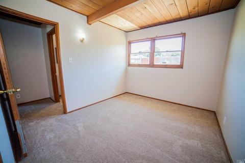 1044 Pine St, Vallejo, CA 94590 photo 16