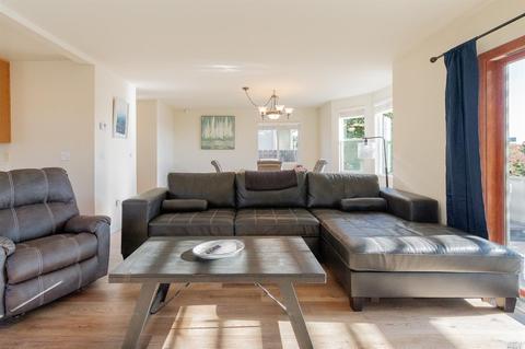 915 Lighthouse Ct, Vallejo, CA 94590 photo 3