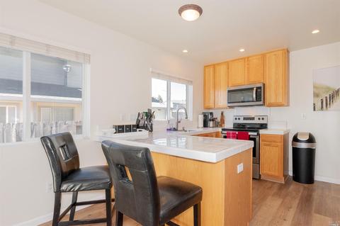 915 Lighthouse Ct, Vallejo, CA 94590 photo 11