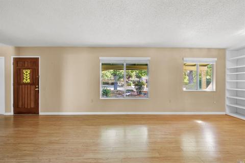 120 Rainier Cir, Vacaville, CA 95687 photo 9
